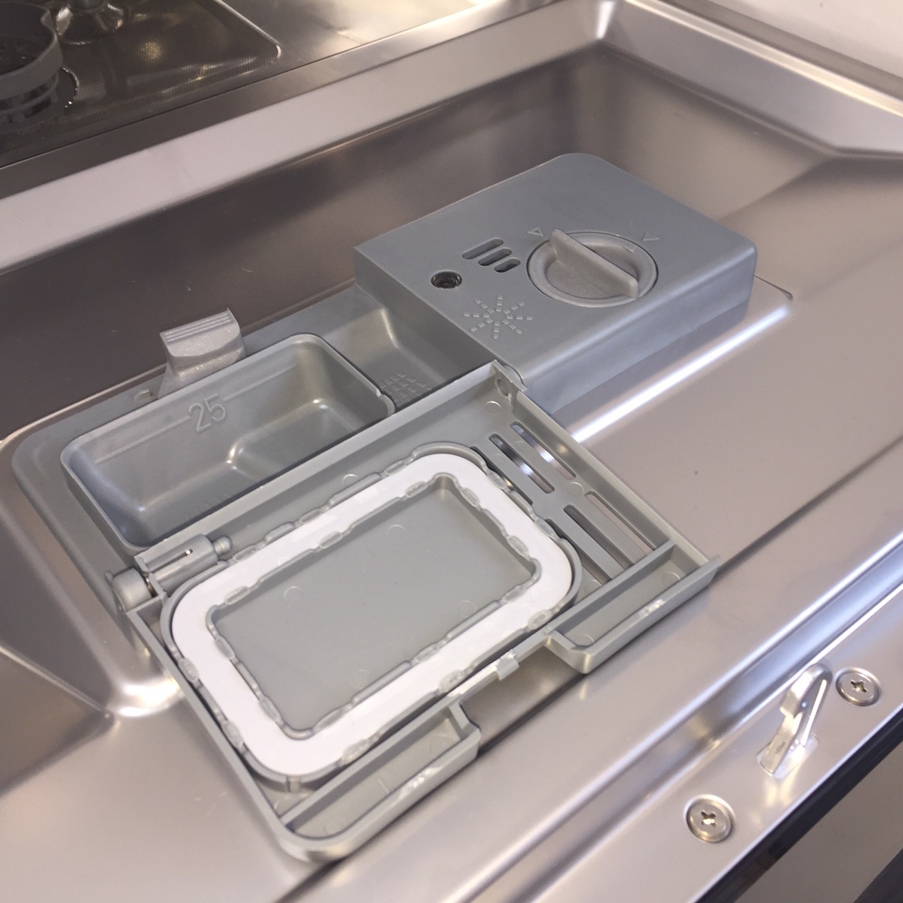Cookology CTTD8WH · Photo 3 of 4