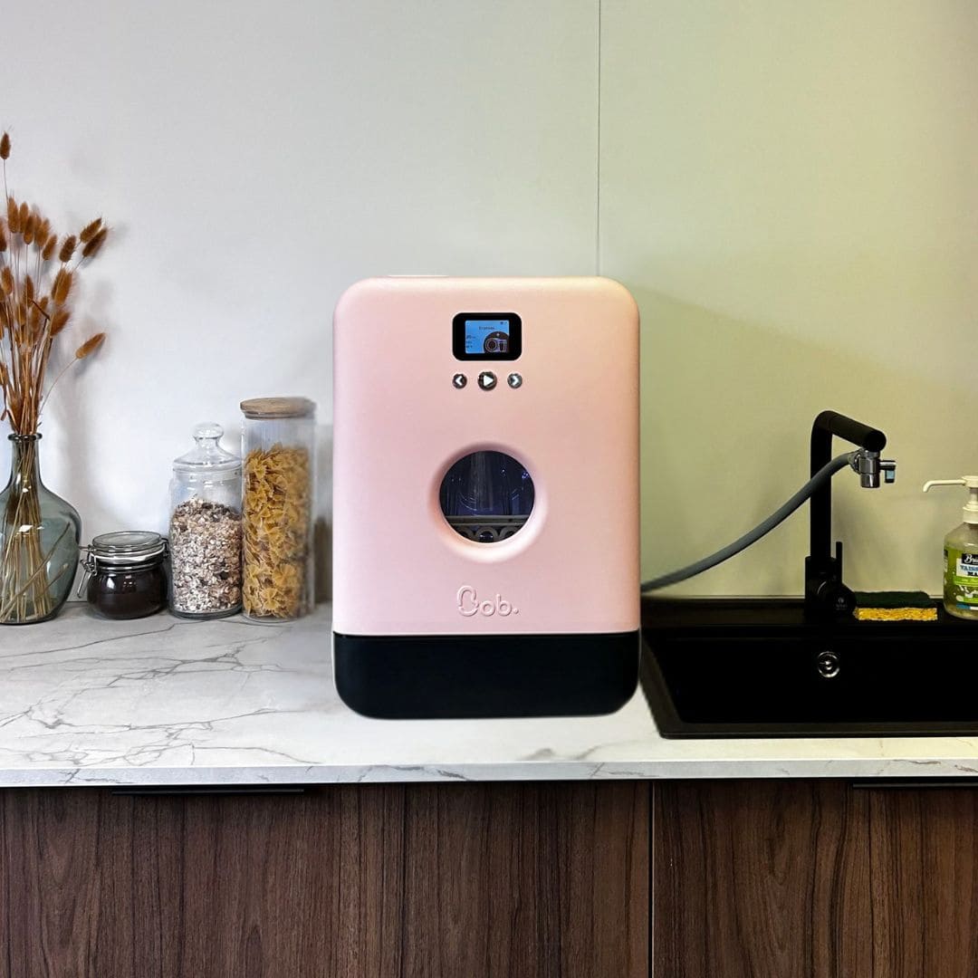 Daan Tech Bob Matte Edition — Matt pastel pink door / black body · Photo 1 of 3